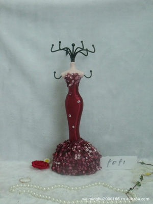 义乌市易构工艺品厂 专业批发供应树脂人型模特及珠宝首饰展示架